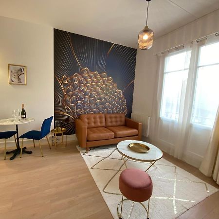 Escapade Romantique: Sauna Et Moments De Plaisir รูออง ภายนอก รูปภาพ