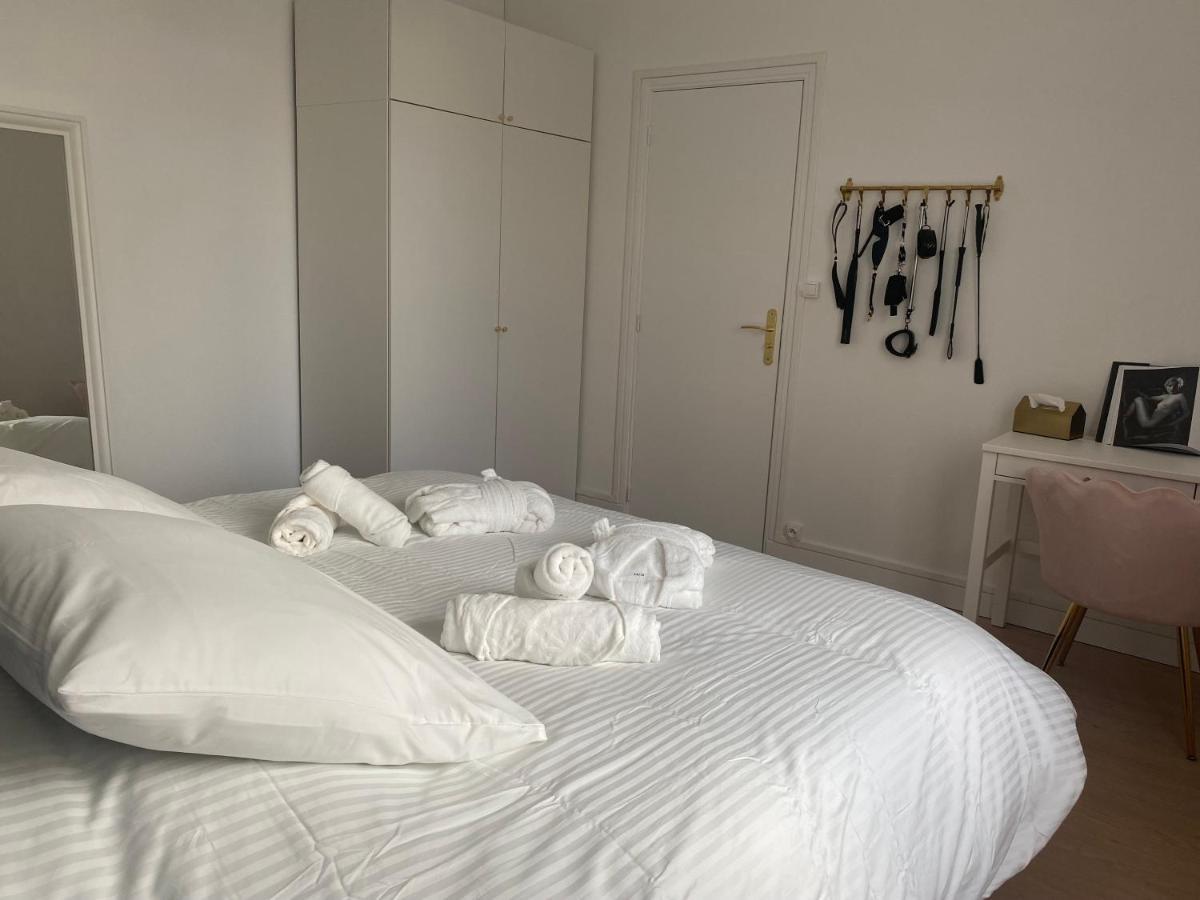 Escapade Romantique: Sauna Et Moments De Plaisir รูออง ภายนอก รูปภาพ
